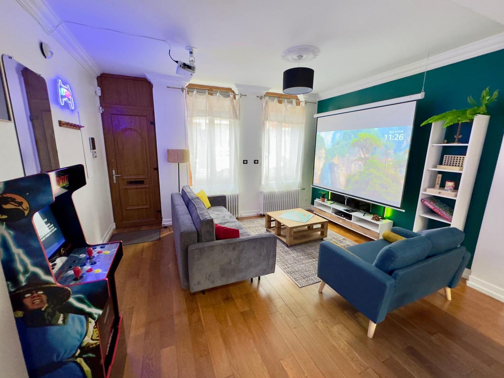 Maison 3Ch - Cinema - Game Room - Parking - Gare أميا المظهر الخارجي الصورة