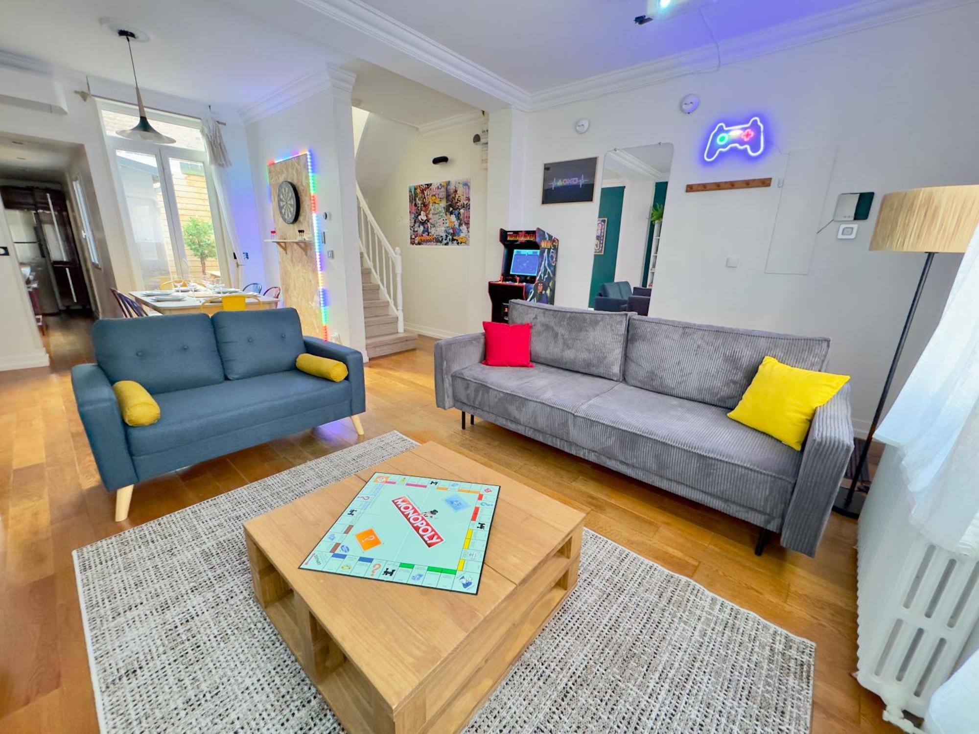 Maison 3Ch - Cinema - Game Room - Parking - Gare أميا المظهر الخارجي الصورة